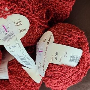 Yarn Debbie Bliss wool cashmerino astrakhan